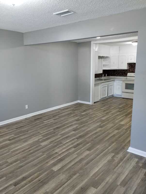Building Photo - 3510 Bougainvillea St