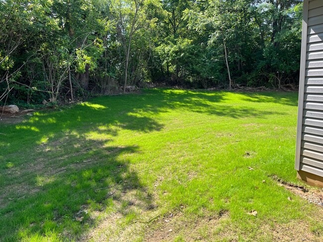 Building Photo - New Construction - 3 bed/2 bath Duplex on ...