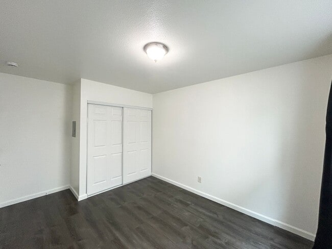 Foto del edificio - 3800 Waller Ave