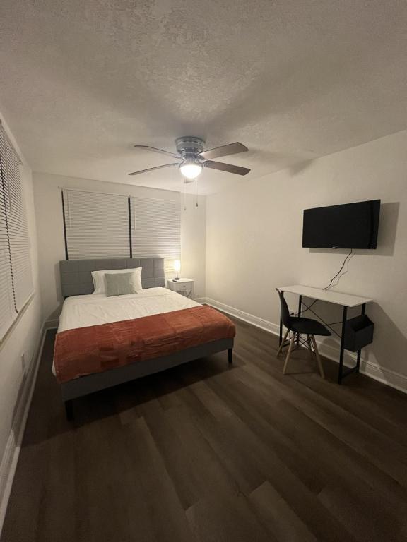 Foto principal - 2601 Ave S NW