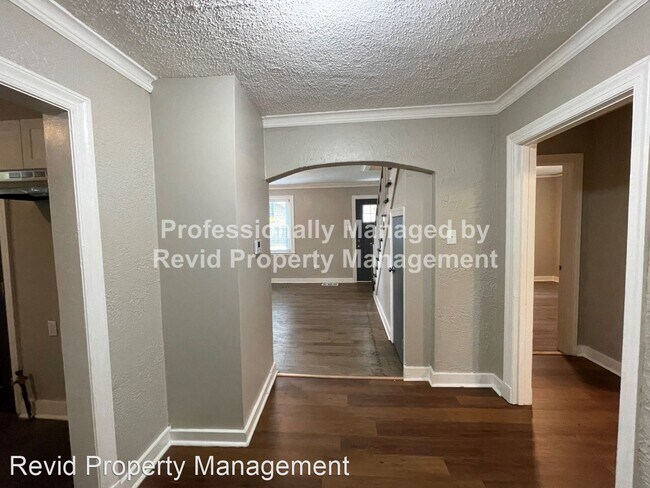 Building Photo - 4 br, 2 bath House - 1137 Catalina St.