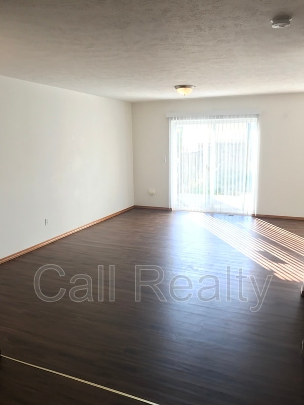 Building Photo - 18714 E Augusta Ct