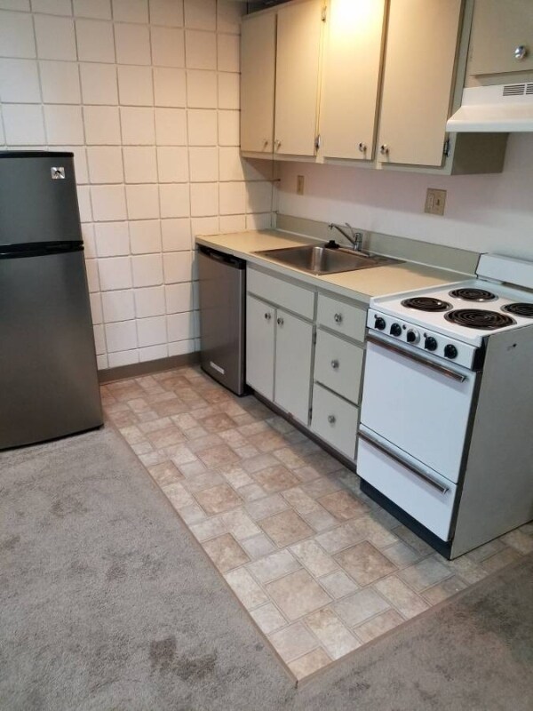 2668 Elmwood Ave Unit 132, Buffalo, NY 14217 Room for Rent in Buffalo