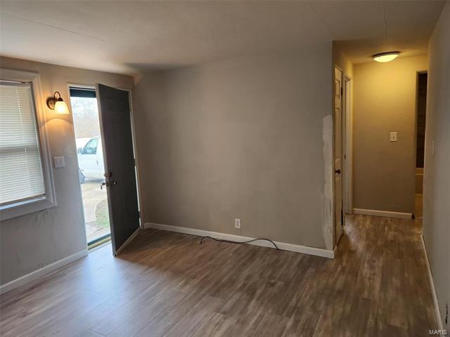 Building Photo - 5872 Vera Jane Dr