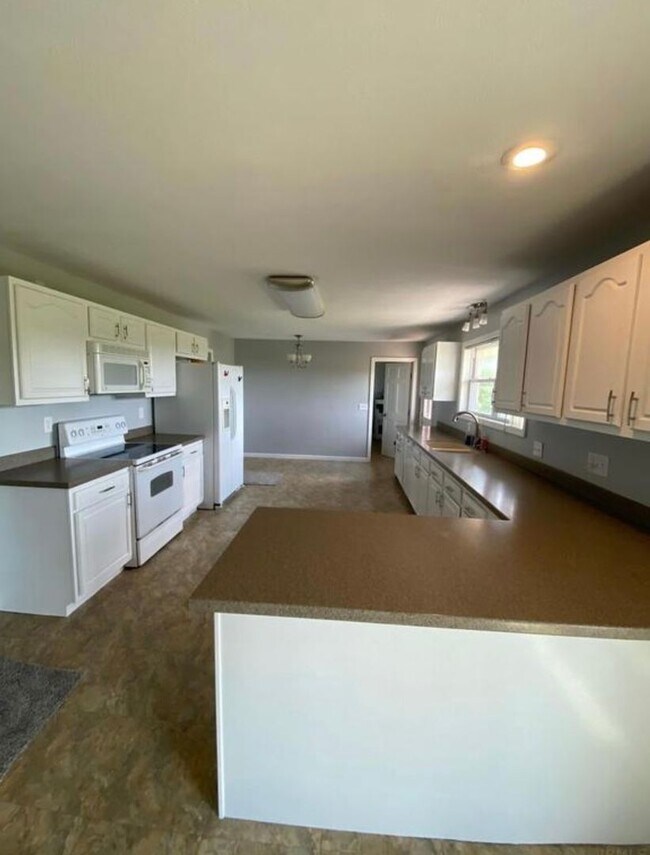 Foto del edificio - 17401 N County Rd 550 E