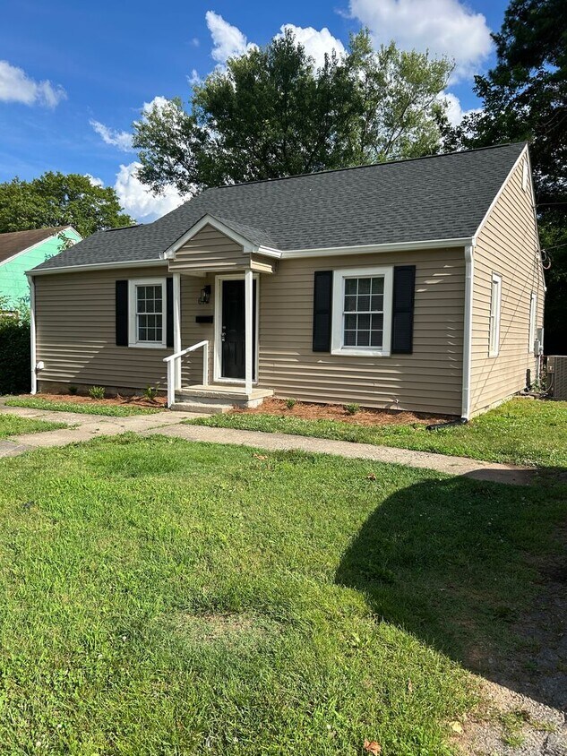 Foto principal - 612 E Twenty-Eighth St