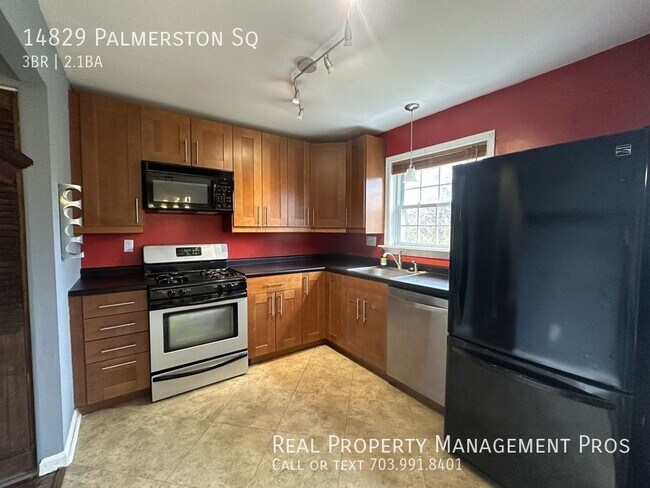 Building Photo - Qualify for a zero deposit? Convenient to ...