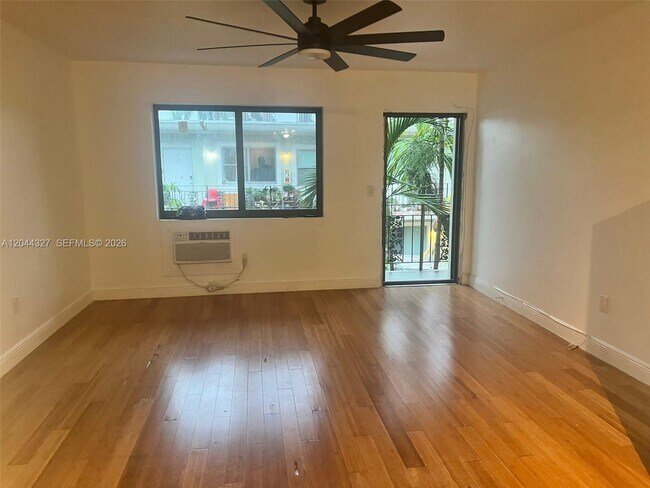 Foto del edificio - 7035 Rue Granville