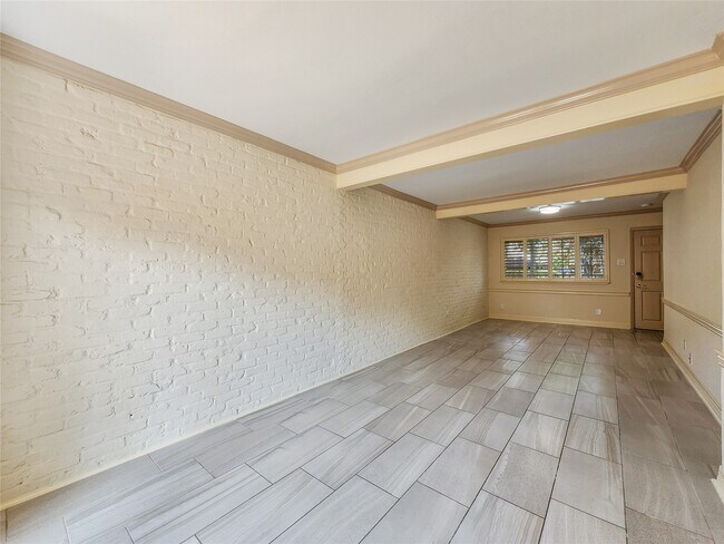 Building Photo - 4040 San Felipe St
