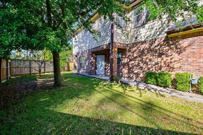 Foto del edificio - 5203 Brinkman Ct