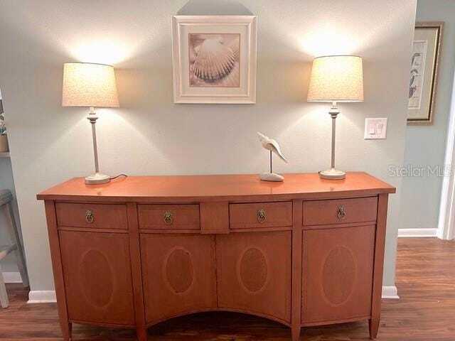 Foto del edificio - 1680 Brookhouse Cir