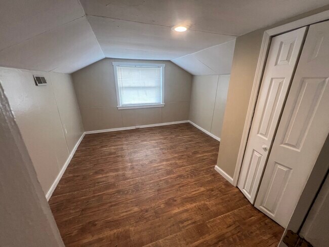 Foto del edificio - 747 Ponce Ave