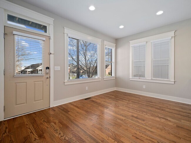 Foto del edificio - **UPSCALE BUENA VISTA HOME MINUTES FROM GERMANTOWN AND DOWNTOWN NASHVILLE**