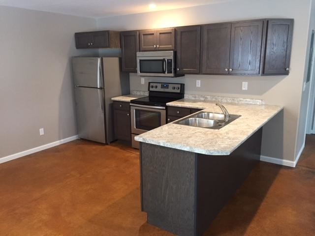 Building Photo - 2310 Waterview Dr.