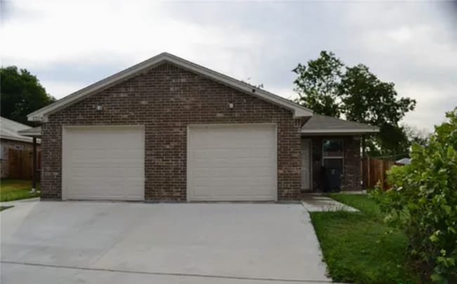 Building Photo - 1204 N 18th St