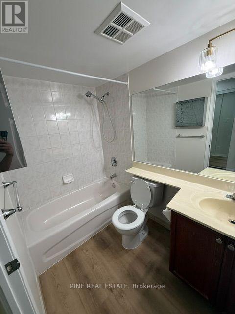 Building Photo - 230 Queens Quay W