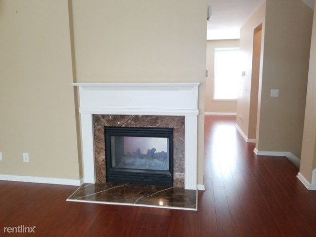 Building Photo - 6235 Sawtooth Oak Ct SE