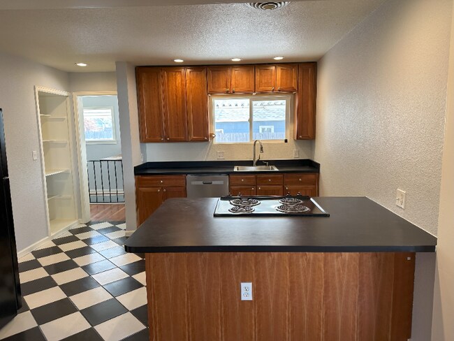 Foto del edificio - 4820 S Sherman St