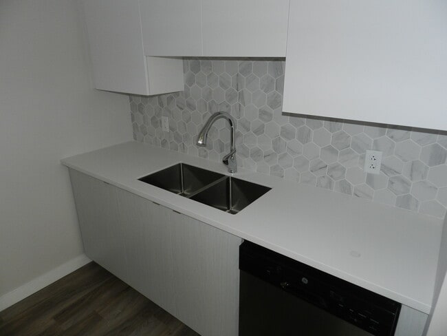 Building Photo - WELCOME TO THE UPSIDE - TWO BEDROOM APARTM...
