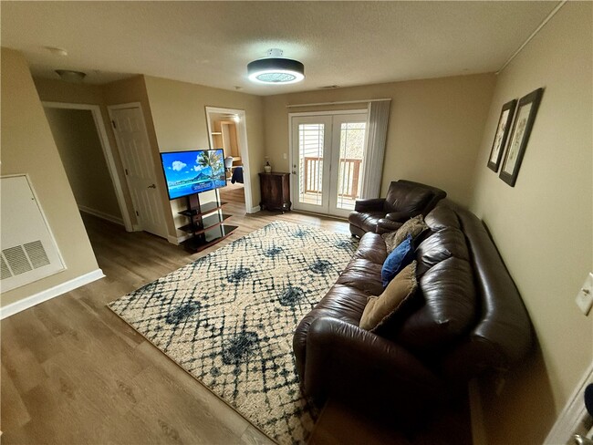 Foto del edificio - 313 Harts Cove Way