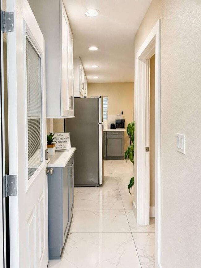 Photo - 3022 W Braddock St (Tampa, FL) Apartment