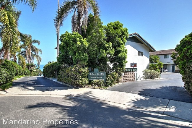 Building Photo - 2 br, 2 bath House - 101 Oceano Avenue unit 8