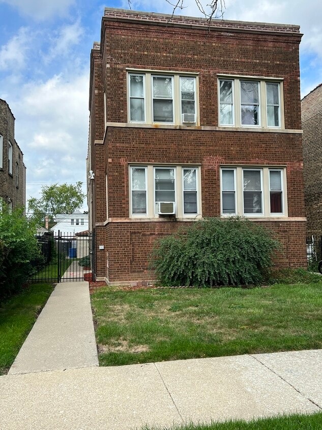 4416 W Altgeld St Unit G, Chicago, IL 60639 Condo for Rent in Chicago
