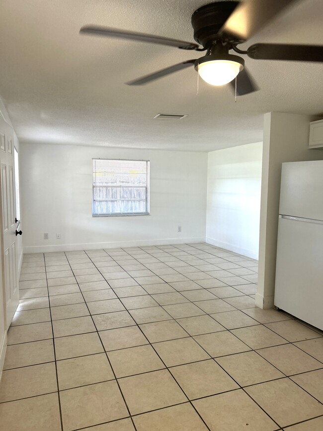 Building Photo - 38825 C Ave