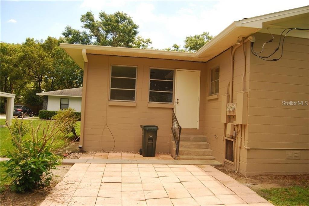Building Photo - 408 Allamanda Dr