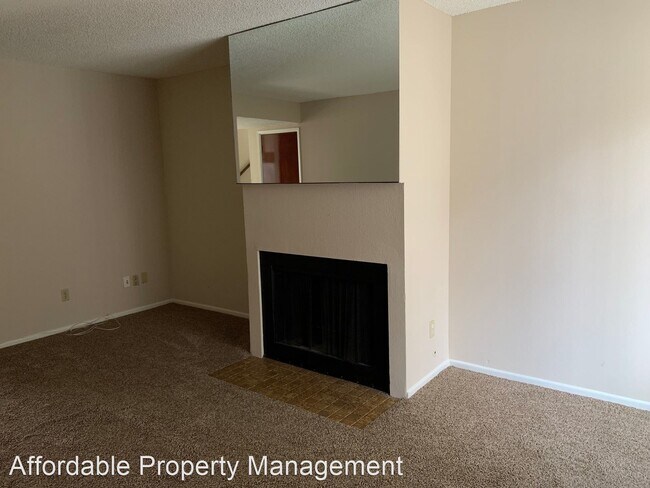 Foto del edificio - 3 br, 1.5 bath House - 921 Mt. Olive #1