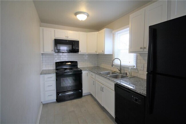 Building Photo - 1816 NW 37th St