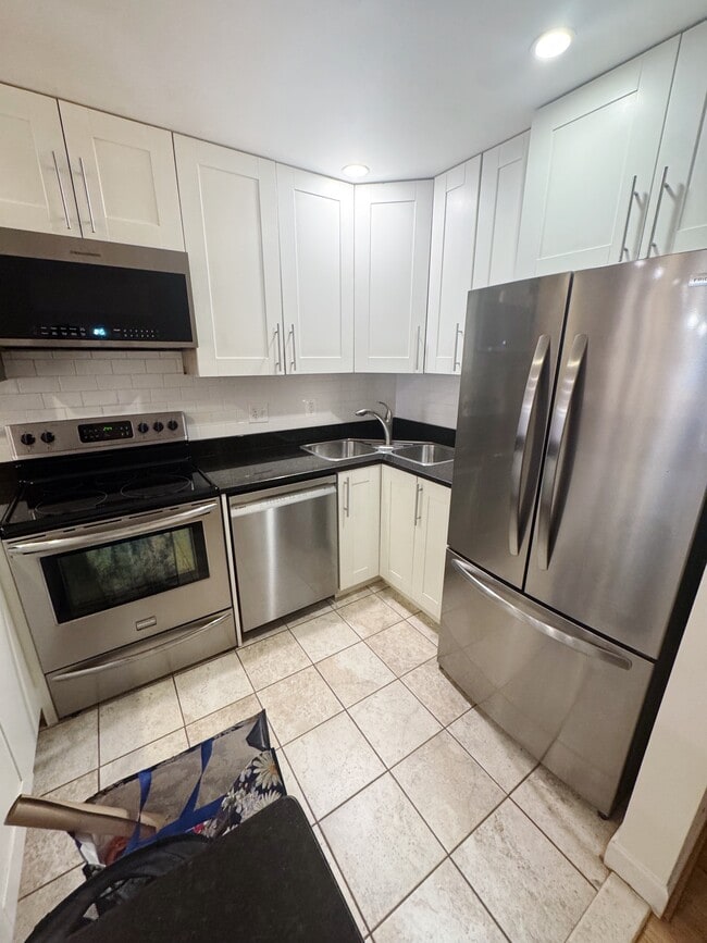 Foto del edificio - 2242 Ontario Rd NW