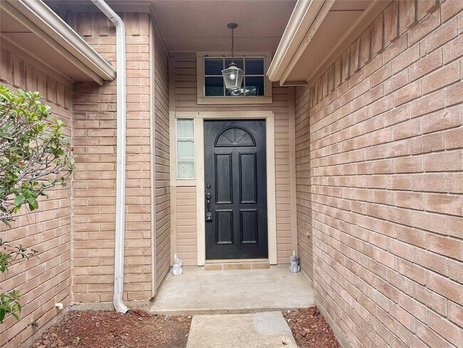 Foto del edificio - 2614 Double Lake Dr