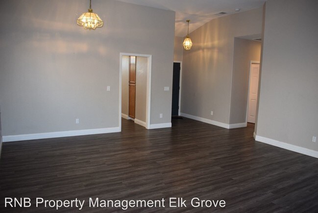 Building Photo - 3 br, 2 bath House - 8118 Silverleaf Way