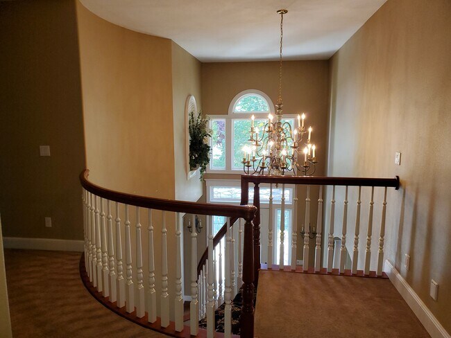 Hall up - 1895 Satterfield Dr