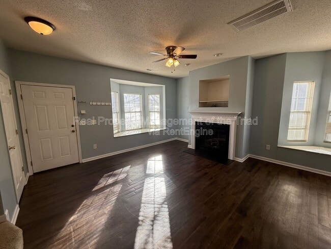 Building Photo - 1844 Olivers Crossing Cir