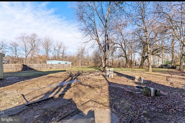 Building Photo - 96 Martins Ln