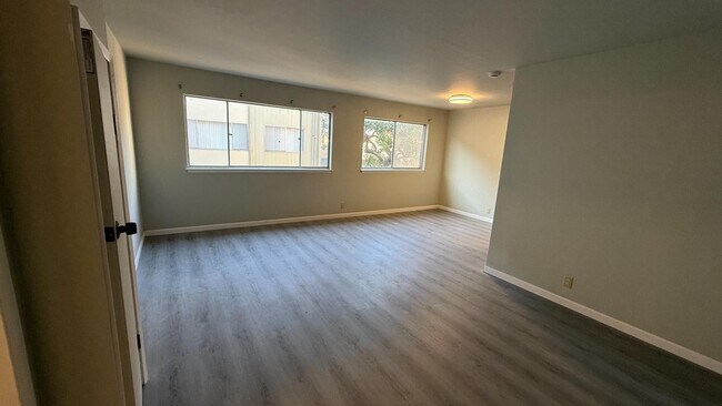 Foto del edificio - 100 Elm St