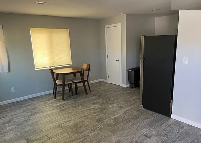 Foto del edificio - 7063 Eldridge St