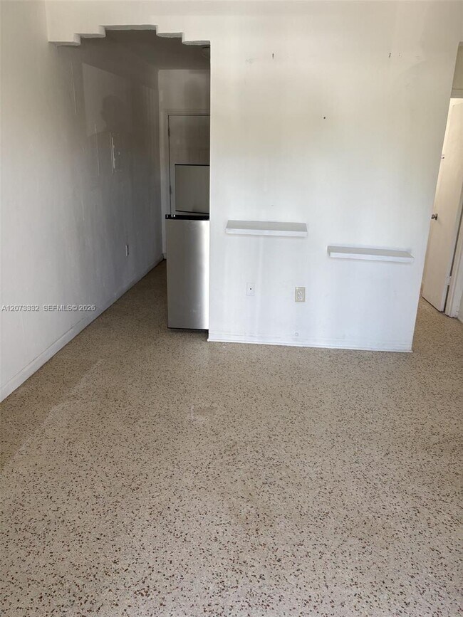 Building Photo - 4391 W Flagler St