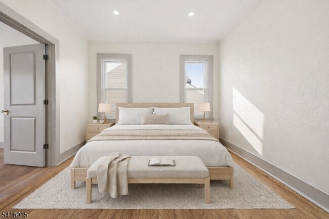 Building Photo - 265 N 17th St