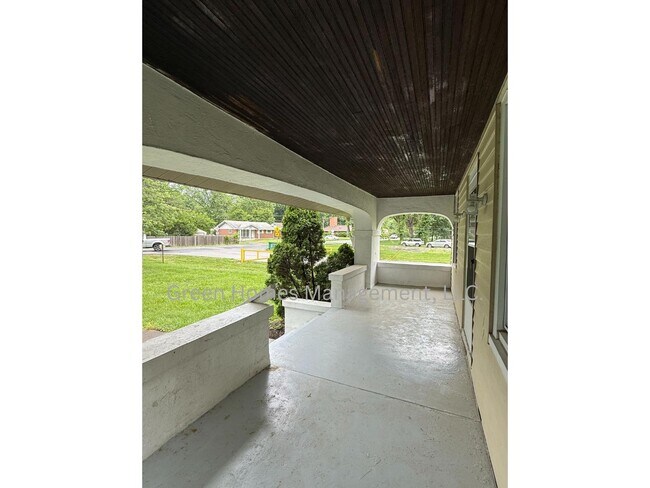 Building Photo - 11722 Larimore Rd