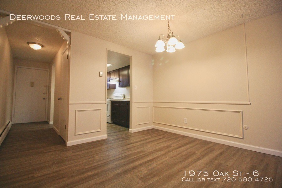 Foto principal - 1975 Oak St