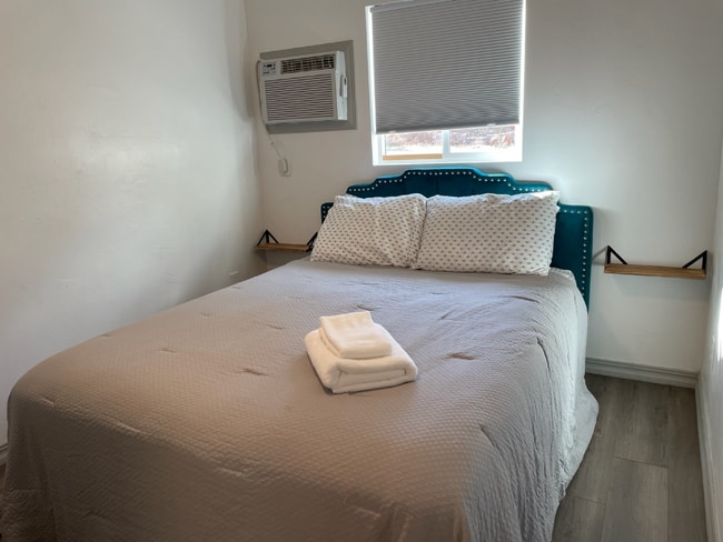 Foto del edificio - 1934 Parallel St