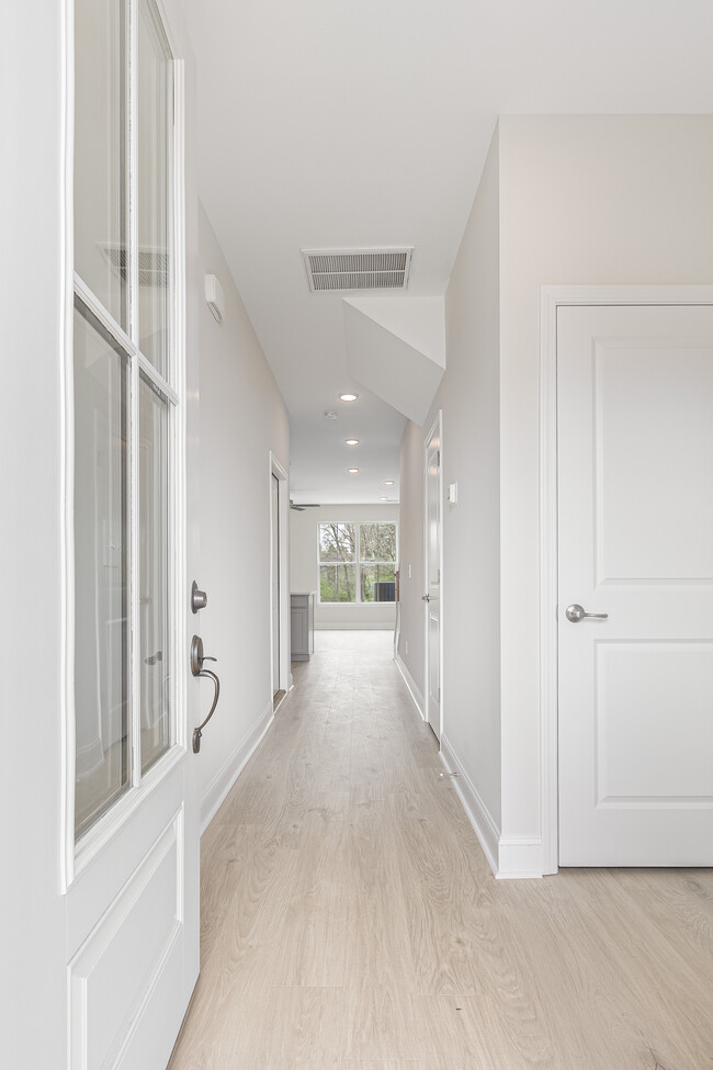 Foyer & closet - 4851 Ancient Glacier Ln