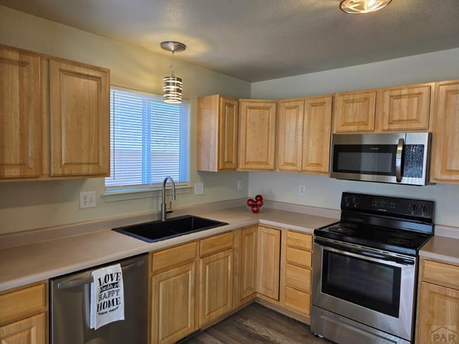 Building Photo - 2312 Longhorn Dr