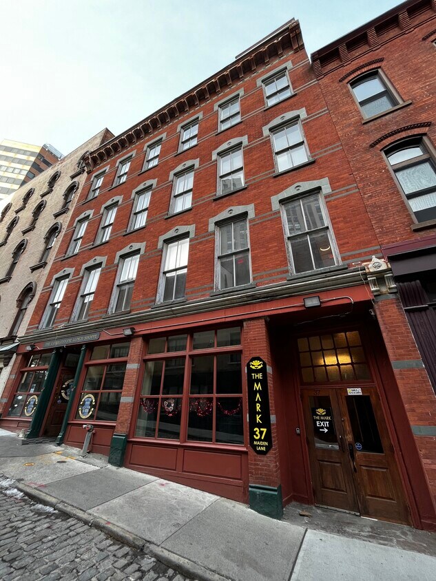 37 Maiden Ln Unit Penthouse A, Albany, NY 12207 37 Maiden Ln Albany