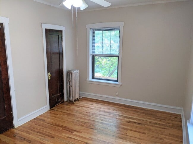 Foto del edificio - 800 Sherman Ave