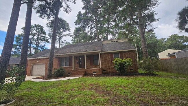 Foto del edificio - 445 W Chickasaw Rd