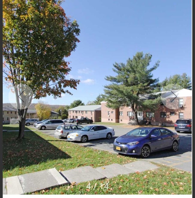 Parking - 13 Laurel Ave